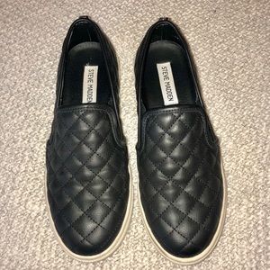 Steve Madden Ecentrcq Slip On shows
